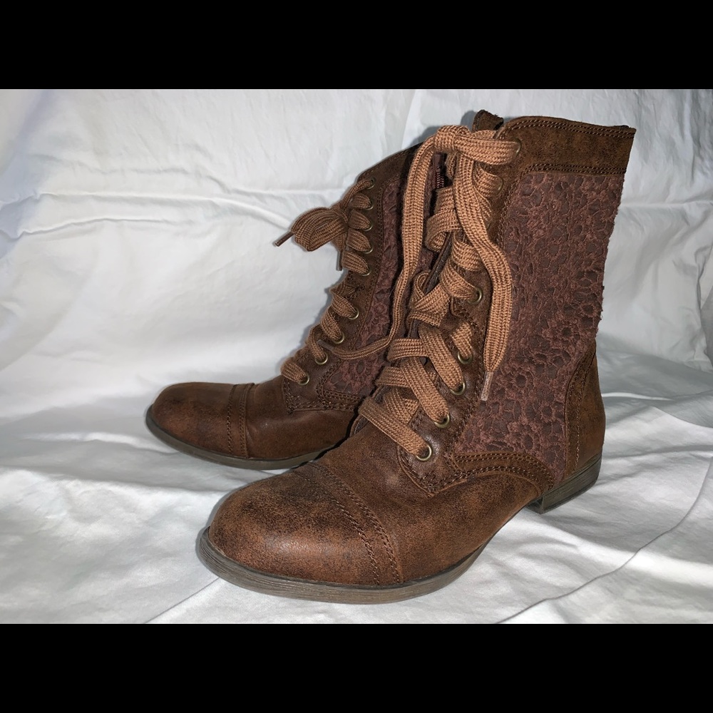 American Eagle Boots